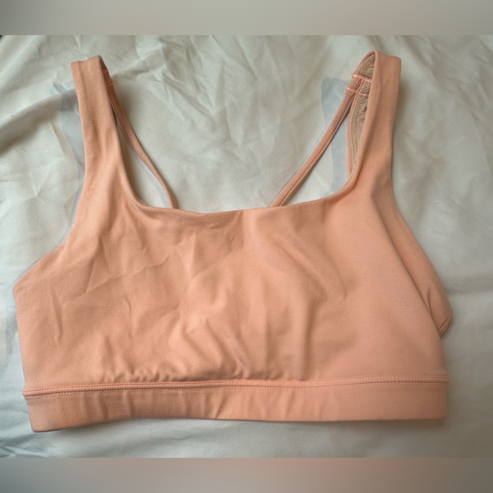 ATHLETA SPORTS BRA SIZE SMALL FOR LARGER CUPS